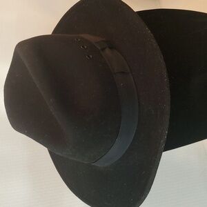 Lite Felt Wool Fedora Hat Size M Created by Charm Made in USA Black Wool Hat